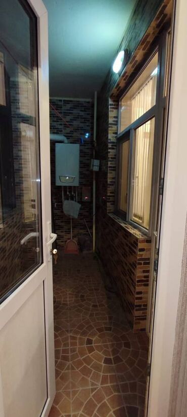 Uzunmüddətli kirayə mənzillər: Xirdalanda Heydər əliev mərkəzinə yaxın 12 mertebeli binanın 6-ci — 7