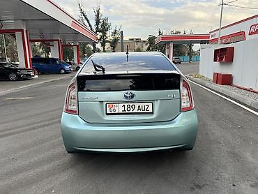 byd e1: Toyota Prius: 2013 г., 1.8 л, Автомат, Гибрид, Лифтбек — 6