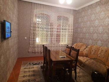 Kirayə mənzillər: 2 otaqlı, 42 kv. m