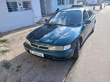 корпус срв: Honda Accord: 1994 г., Автомат, Седан — 6