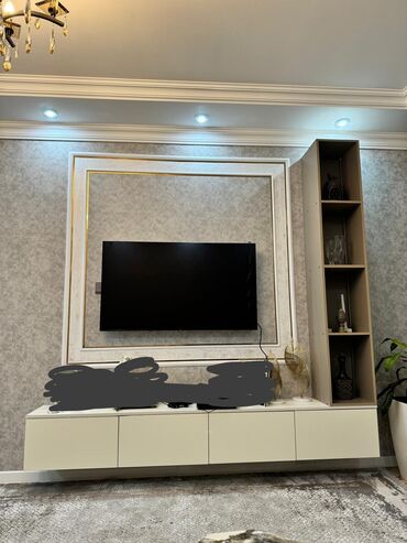 TV altlığı: İşlənmiş, Künc Tv altlığı, Polkalı, Laminat, Türkiyə
