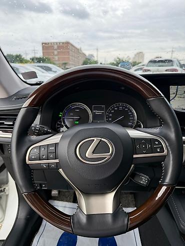 Lexus: Lexus ES: 2017 г., 2.5 л, Вариатор, Гибрид, Седан — 12