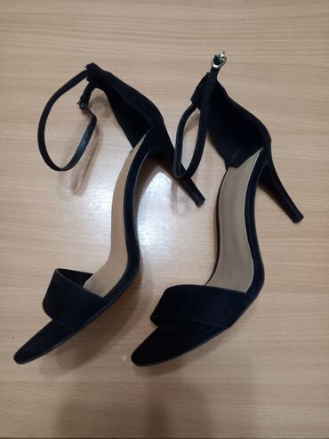 sandale platforma ccc: Sandale, 37