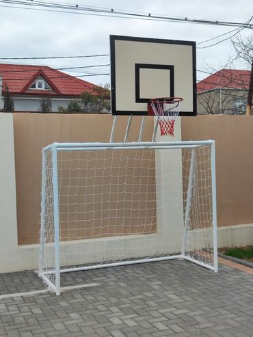 taxta qapı ustası: Futbol qapısı və basketbol səbəti 🏀 qalın materiallardan istifadə