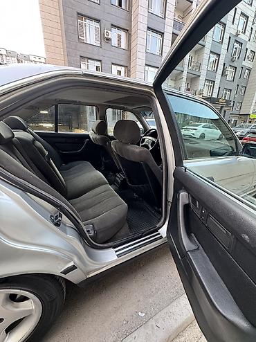 500000 машина: BMW 5 series: 1993 г., 2.5 л, Механика, Бензин, Седан — 3
