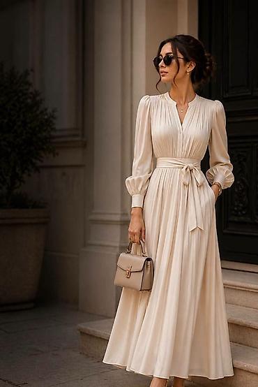 Elegantna plisirana midi/duga haljina sa pojasom
2800din
S M L na lalafo.rs Elegantna plisirana midi/duga haljina sa pojasom
2800din
S M L