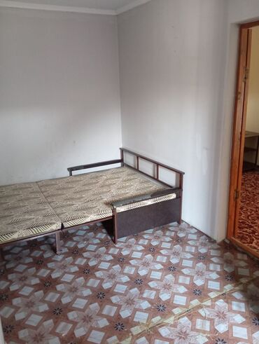 аренда точка: 40 м², 3 комнаты, Парковка, Забор, огорожен