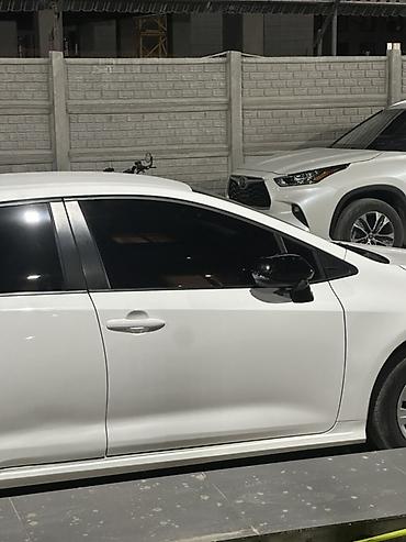 штабелер электрический бу: Toyota Corolla: 2021 г., 1.8 л, Вариатор, Гибрид, Седан — 5