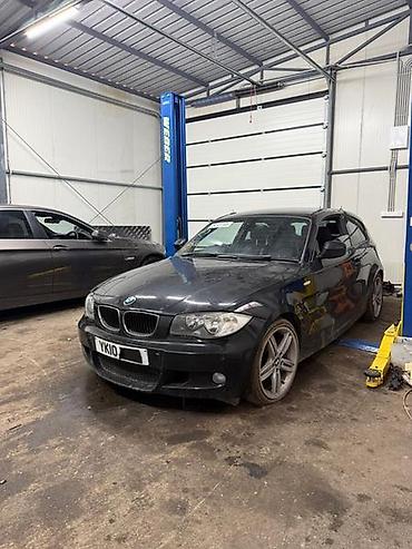 14 gume: BMW 118 E81 M 2010. GOD. - KOMPLETAN AUTO U DELOVIMA | Bmw 118d — 1