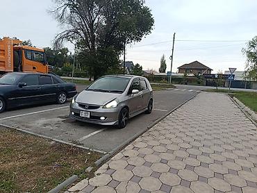 Honda Fit: 2003 г., 1.3 л, Вариатор, Бензин