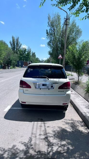 Toyota: Toyota Ipsum: 2022 г., 2.2 л, Автомат, Бензин, Минивэн