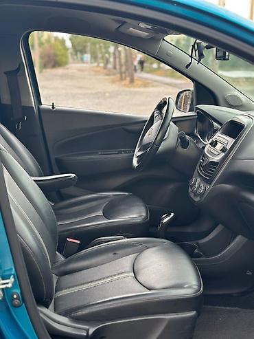 spark 7: Chevrolet Spark: 2019 г., 1 л, Хэтчбэк — 4
