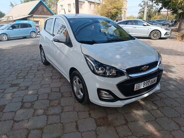 Chevrolet: Chevrolet Spark: 2018 г., 1 л, Вариатор, Бензин, Хэтчбэк