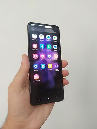 Samsung Galaxy Z Flip 3, 256 ГБ, цвет - Черный, Отпечаток пальца — 3