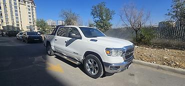 ford rapter: Dodge Ram 1500: 2022 г., 3.6 л, Автомат, Гибрид, Пикап — 1