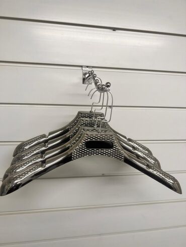 Вешалки: Вешалки at lalafo.kg — 3 Вешалки: Вешалки — 3
