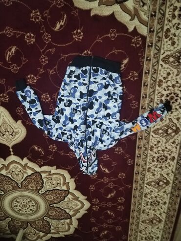 Digər: Türkiyə Malıdır. Razmer S
Bape