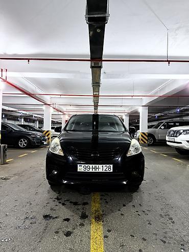 Nissan: Nissan Sunny / Versa sedan - Kuzov: sedan, qara rəng - Yürüş/il — 1