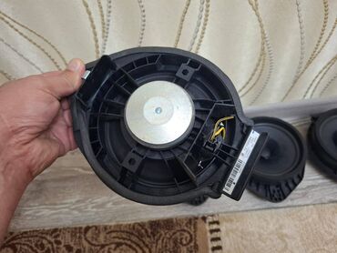 Səs gücləndiriciləri: Aparatura dəsti satılır . 1. İdeal vəziyyətdə Pioneer 4250 BT — 7