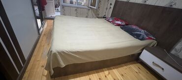 Yataq otağı dəstləri: İkinəfərlik çarpayı, 2 tumba — 4