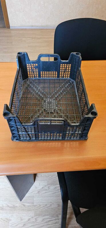 Konteynerlər: Her nov yesikler qara rengli ucuz qiymete . Otel ucun ayyaqabilar — 2