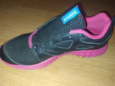 kronos patike: Reebok, 39, color - Black