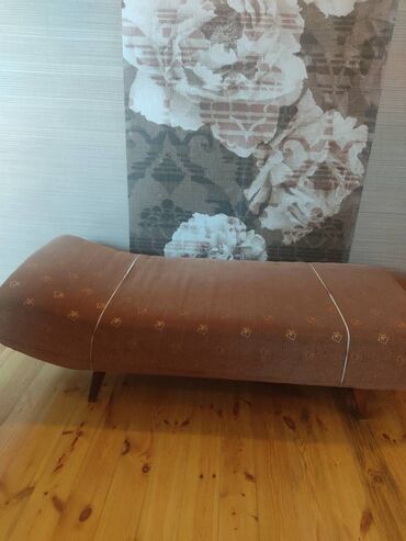 kravat satisi: Sofa satılır,ölçü 1.95x0.80.
WhatsApp var