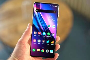 ванплас: OnePlus 8 Pro | 128 ГБ | цвет - Зеленый | Зарядное устройство, Защитное стекло, Чехол | С документами | Отпечаток пальца