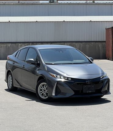 самая дорогая машина в кыргызстане: Toyota Prius: 2019 г., 1.8 л, Вариатор, Гибрид