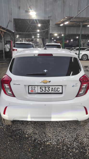 портер ош рынок: Chevrolet Spark: 2018 г., 1 л, Вариатор, Бензин, Хэтчбэк