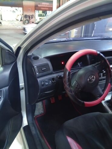 Toyota: Toyota Corolla: 1.4 l | 2005 il Hetçbek — 2