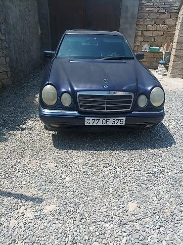 w210 duman: Mercedes-Benz E-Class: 2.3 l | 1996 il Sedan — 2