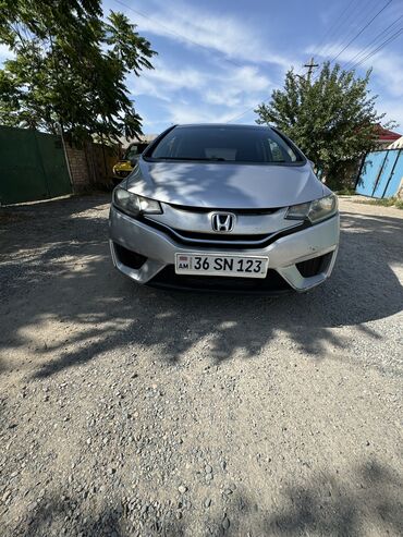 Honda: Honda Fit: 2014 г., 1.5 л, Автомат, Гибрид