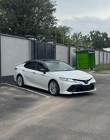 srv 2: Toyota Camry: 2019 г., 2.5 л, Автомат, Бензин — 2