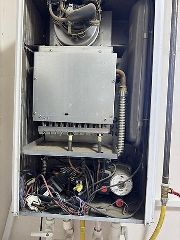 датчик газ: ГАЗОВЫЙ КОТЕЛ НА ЗАПЧАТЬ Б/У Газовый двухконтурный настенный котёл — 1