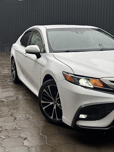 Toyota: Toyota Camry: 2019 г., 2.5 л, Вариатор, Гибрид, Седан — 3