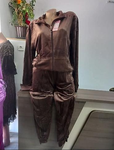 muskarci trenerka: Trenerke plisane
3XL-10xl
2900 din — 3
