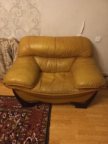 Б/у, С зеркалом
