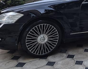 disklerin kreditle satisi: 6 7 aydir maşının üstünə qoyulmuş Maybach 20 lik diskilərdir. Yeni — 1