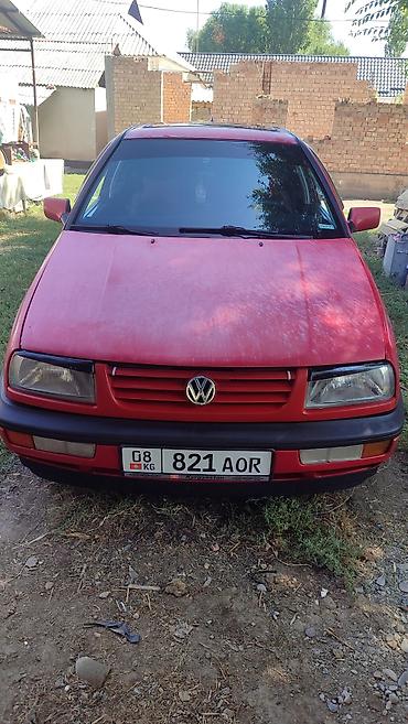 стекло вито: Volkswagen Vento: 1993 г., 1.8 л, Механика, Бензин, Седан — 5