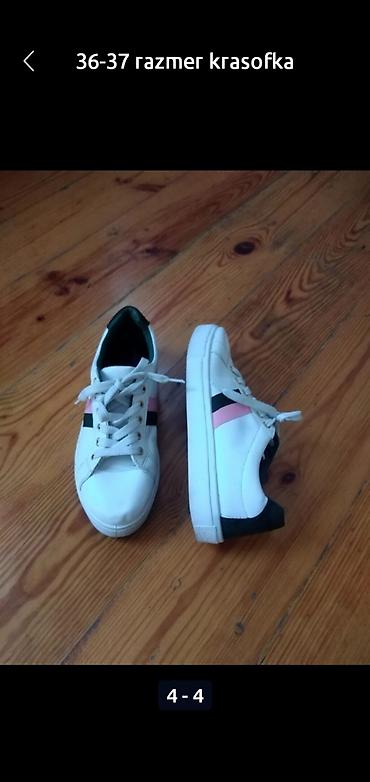 Krossovka ve ketlər: Ölçü: 36, İşlənmiş — 6