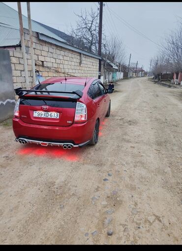Toyota: Toyota Prius: 1.5 l | Hetçbek -da lalafo.az — 6 Toyota: Toyota Prius: 1.5 l | Hetçbek — 6