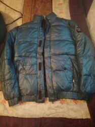 yun qadın şap şapları: Kurtka, Bolonka, Qış lalafo.az -da yun qadın şap şapları: Kurtka, Bolonka, Qış