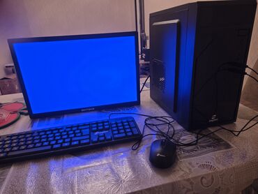 Masaüstü kompüterlər və iş stansiyaları: Komputer seti – masaüstü sistem bloku, 19" monitor və klaviatura/siçan — 4