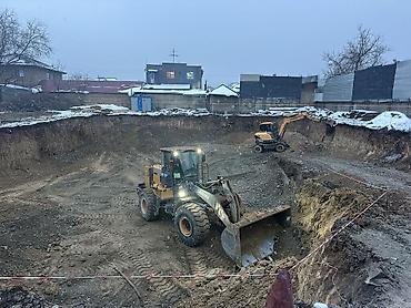 цена бобкат: Сдаю Фронтальный погрузчик, 5 тонн, 3 куб.м, На неделю — 5