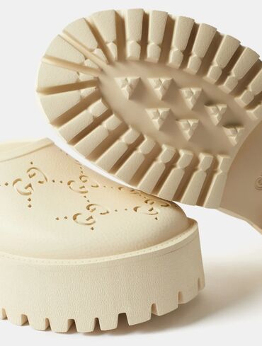 обувь мурская: Девчёнки продаю трендовые сабо Гуччи ❤️ 37 размер шикарное качество !