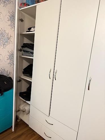 Ev üçün mebel: İşlənmiş, 4 qapılı, Siyirməli, Ağ, Açılan, Düz dolab — 2