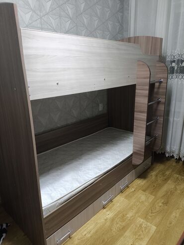 Двухъярусные кровати: Двухъярусные кровати
