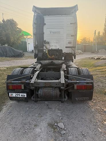 манипулятор сатуу: Сүйрөгүч, Volvo, Прицепсиз — 5