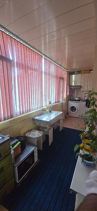 berde: 1 otaqlı mənzil – daxili planlaşdırma - Geniş, işıqlı mətbəx-balkon — 2